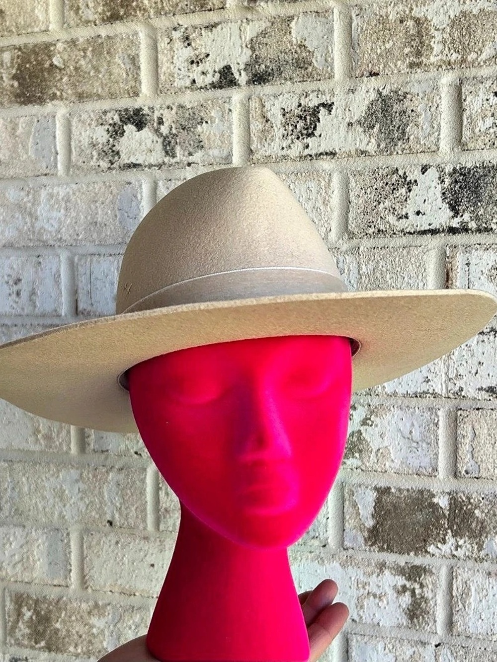 NWT Lack of Color Zulu Rancher Hat in Shade Sand